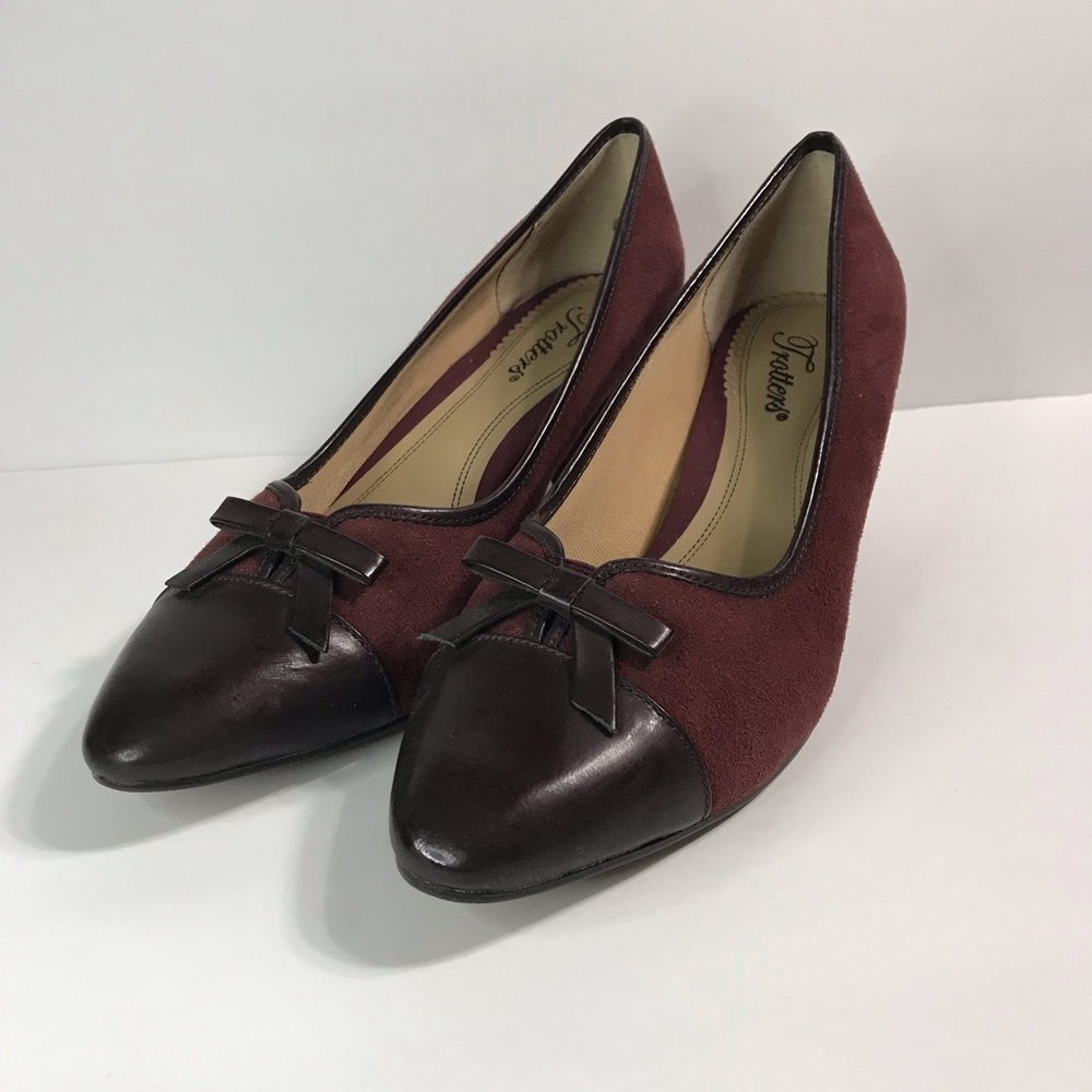TROTTERS Maroon Brown Patent Captoe Heels Size 8.5